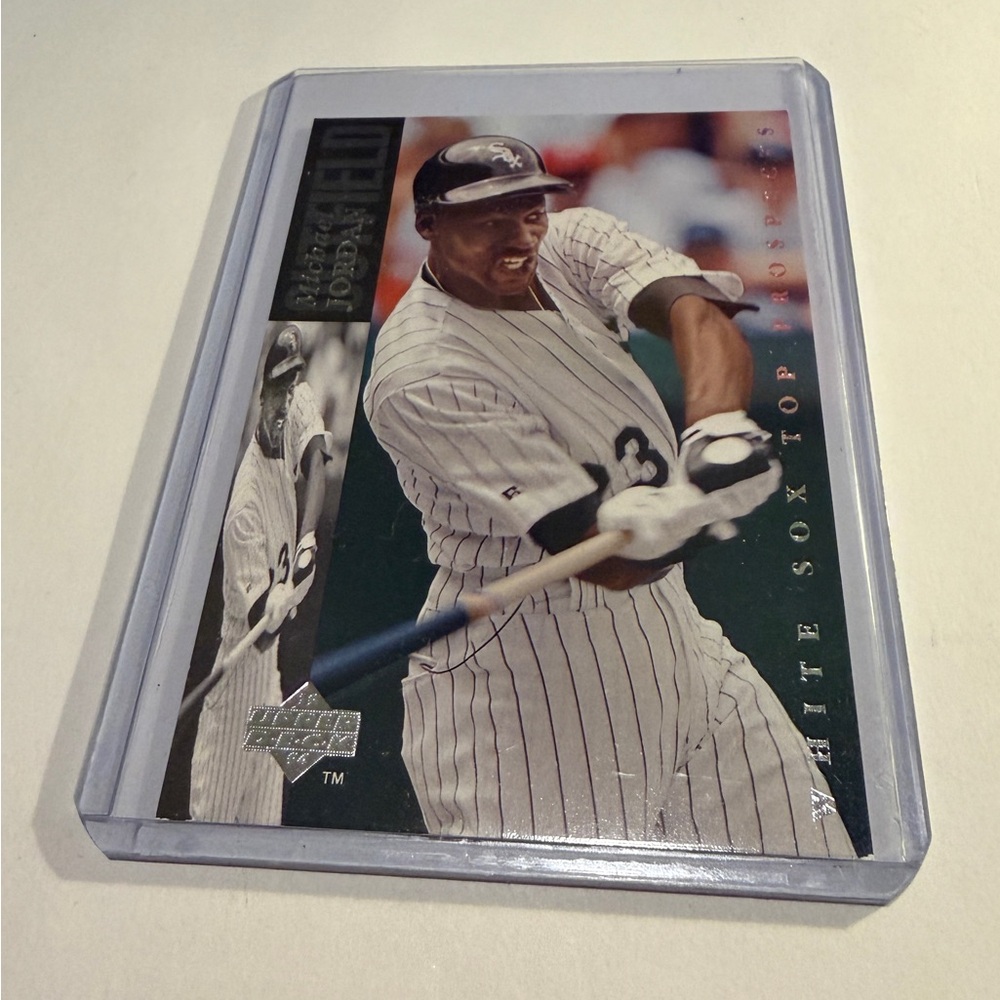 Michael Jordan 1993 RC Rookie Silver Upper Deck Baseball Card Vintage #Mj 23